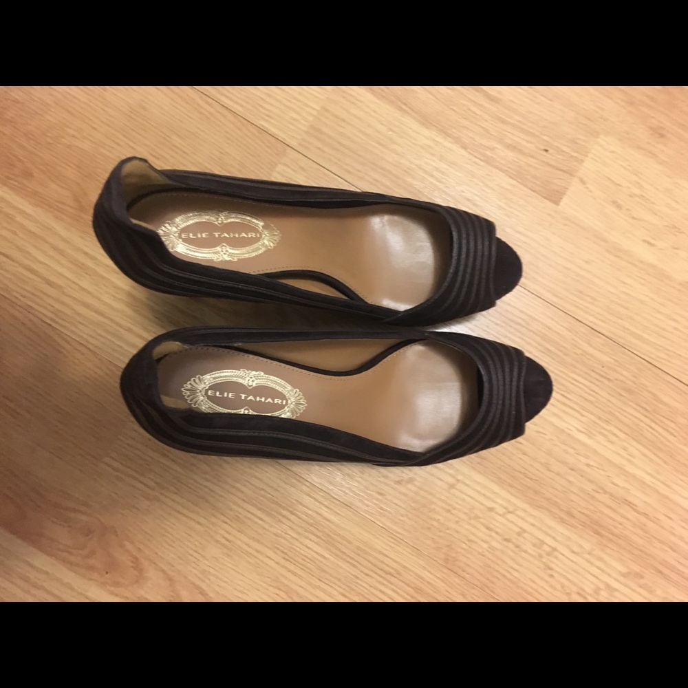 Brown Suede/leather stripe platform/open toe.